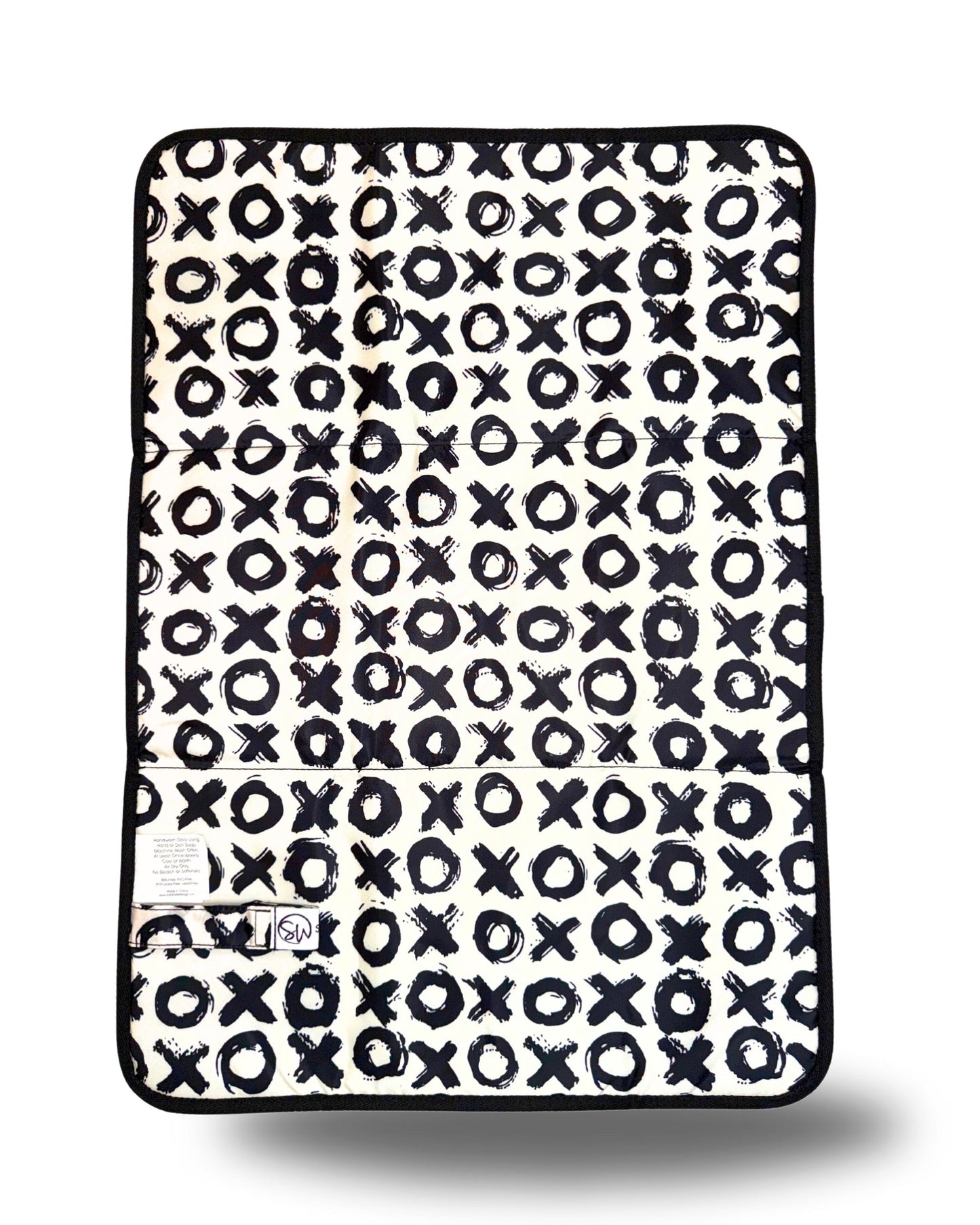Sarah Wells Portable Diaper Changing Pad Machine Washable, Foldable for Travel or Diaper Bags (XOXO)