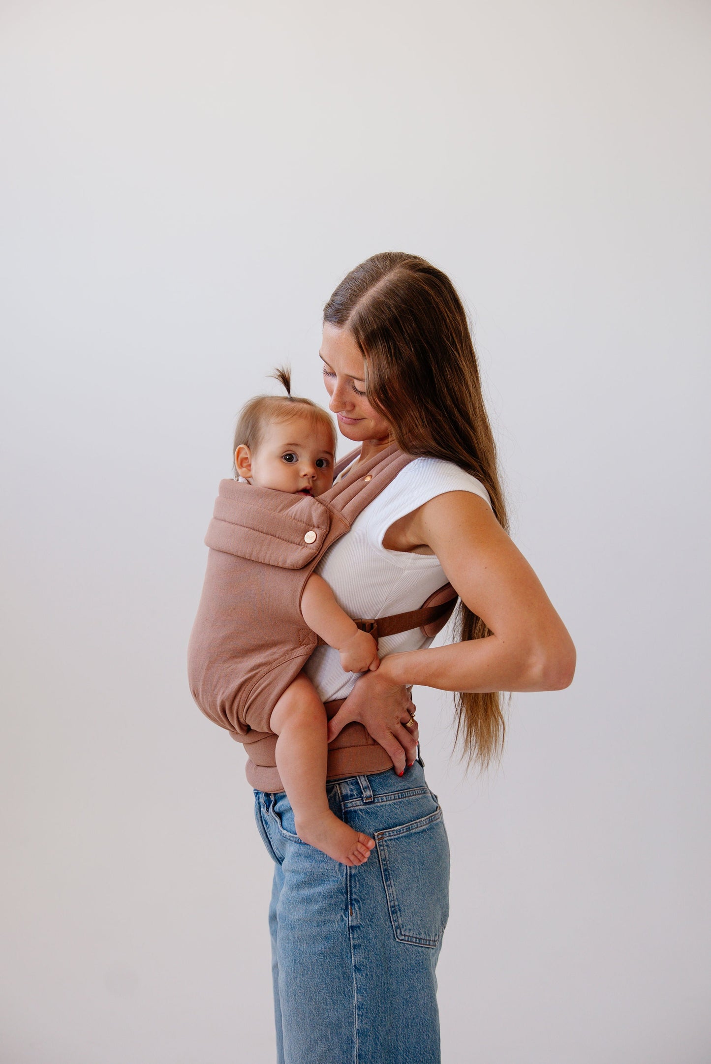 The Monarch Carrier - Mocha