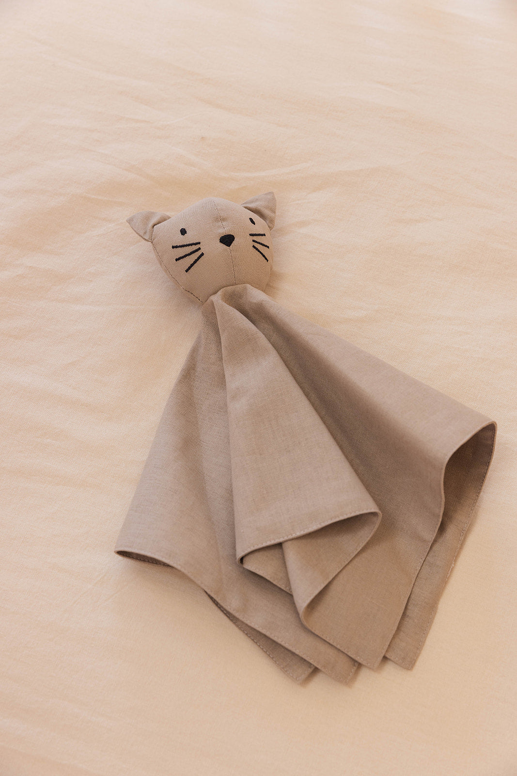 Desert Lark - Linen Lovey Kitten