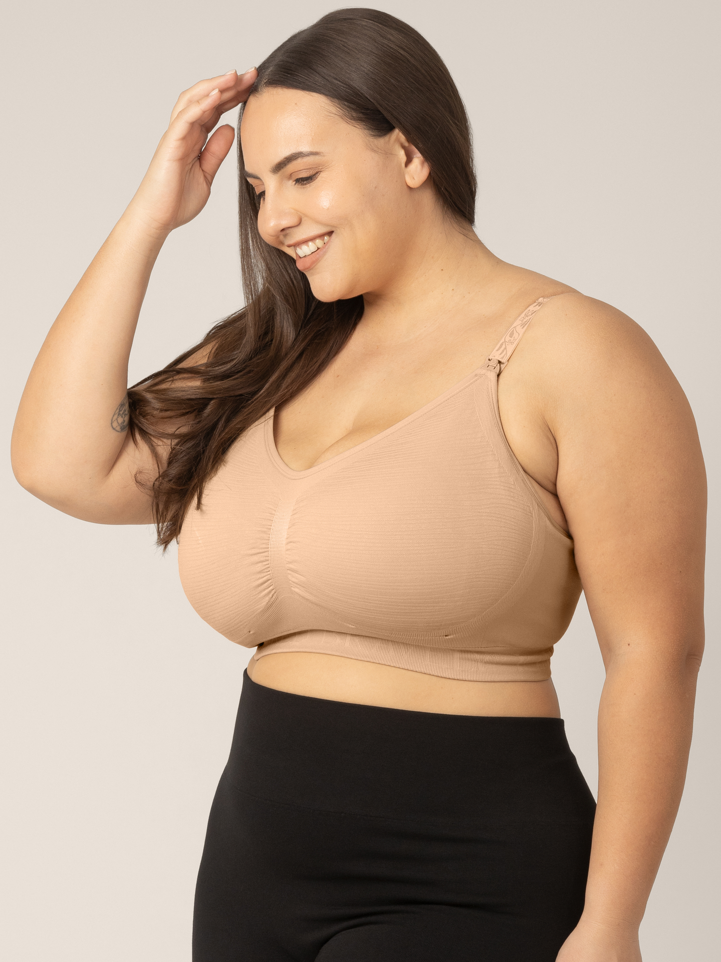 Sublime® Hands-Free Pumping & Nursing Bra | Beige