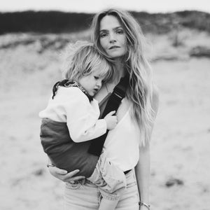 ergonomic baby carrier coffee shade