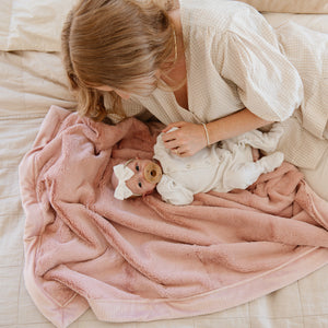 LUSH RECEIVING BLANKETS | Saranoni - additional view