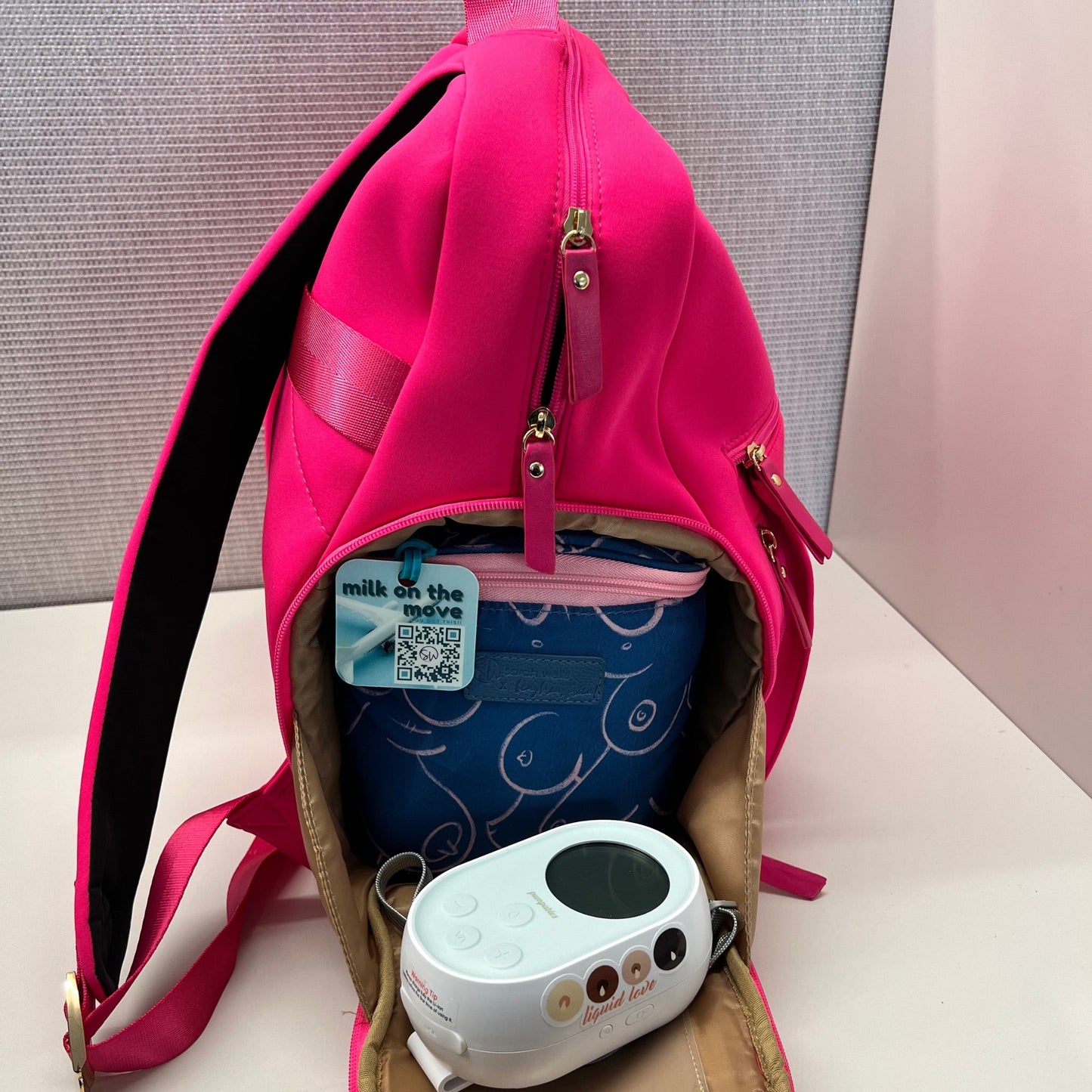 Sarah Wells Fiona Breast Pump Backpack – Neoprene, Machine Washable Bag with Insulated Storage, Laptop Sleeve & Straps
