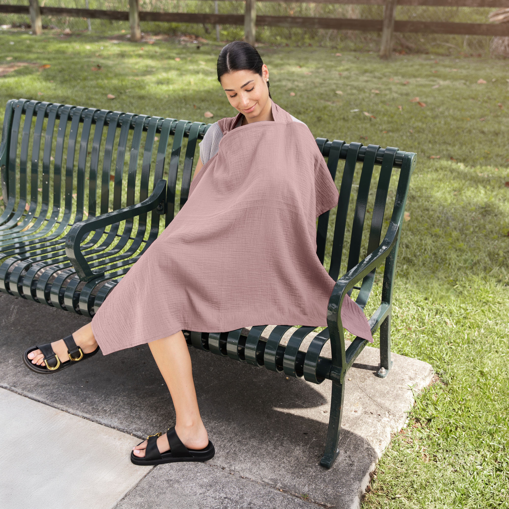 Muslin Nursing Cover, Pack of 1 in Mauve | Comfy Cubs - additional view