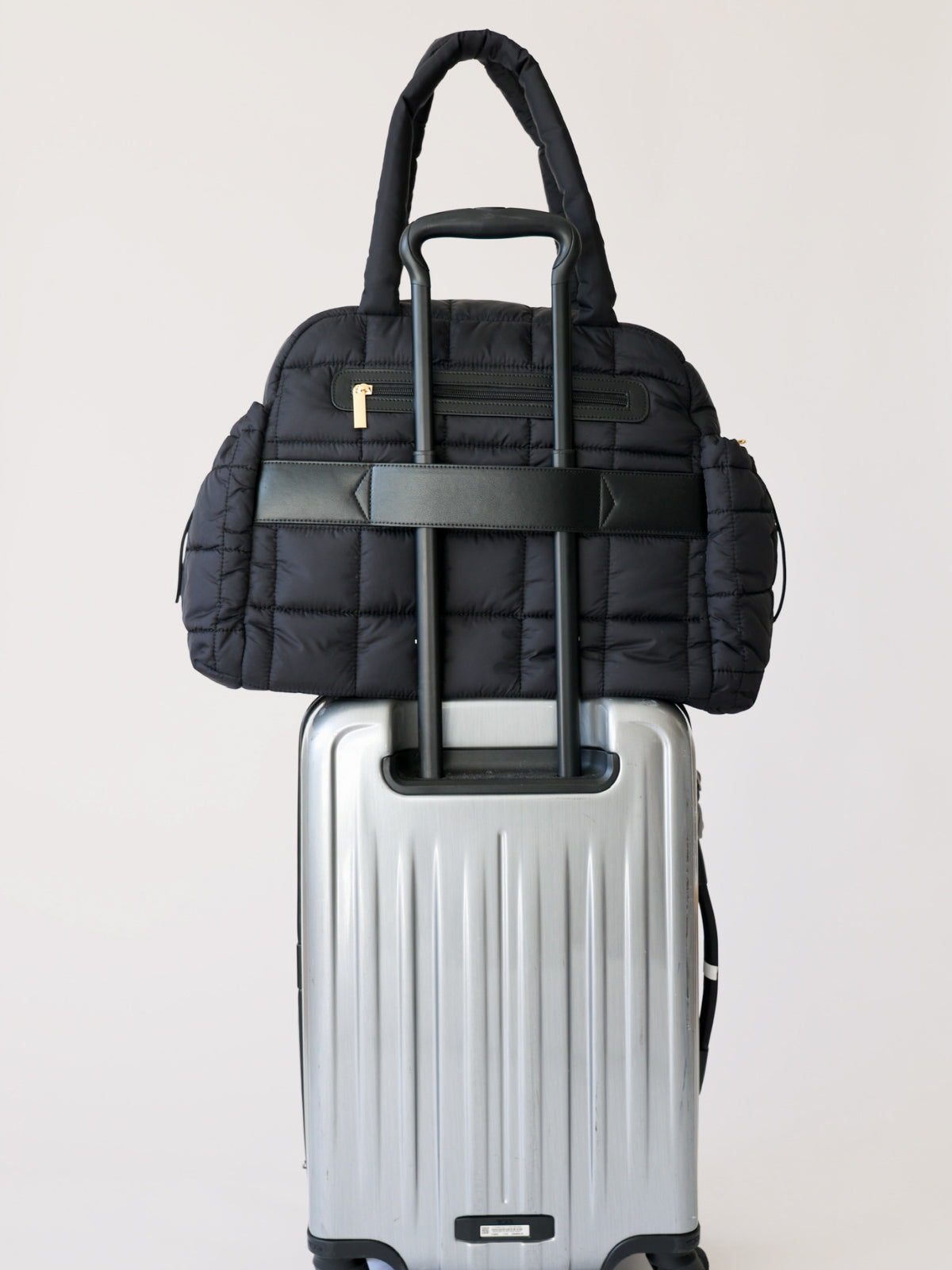 the weekender duffle bag