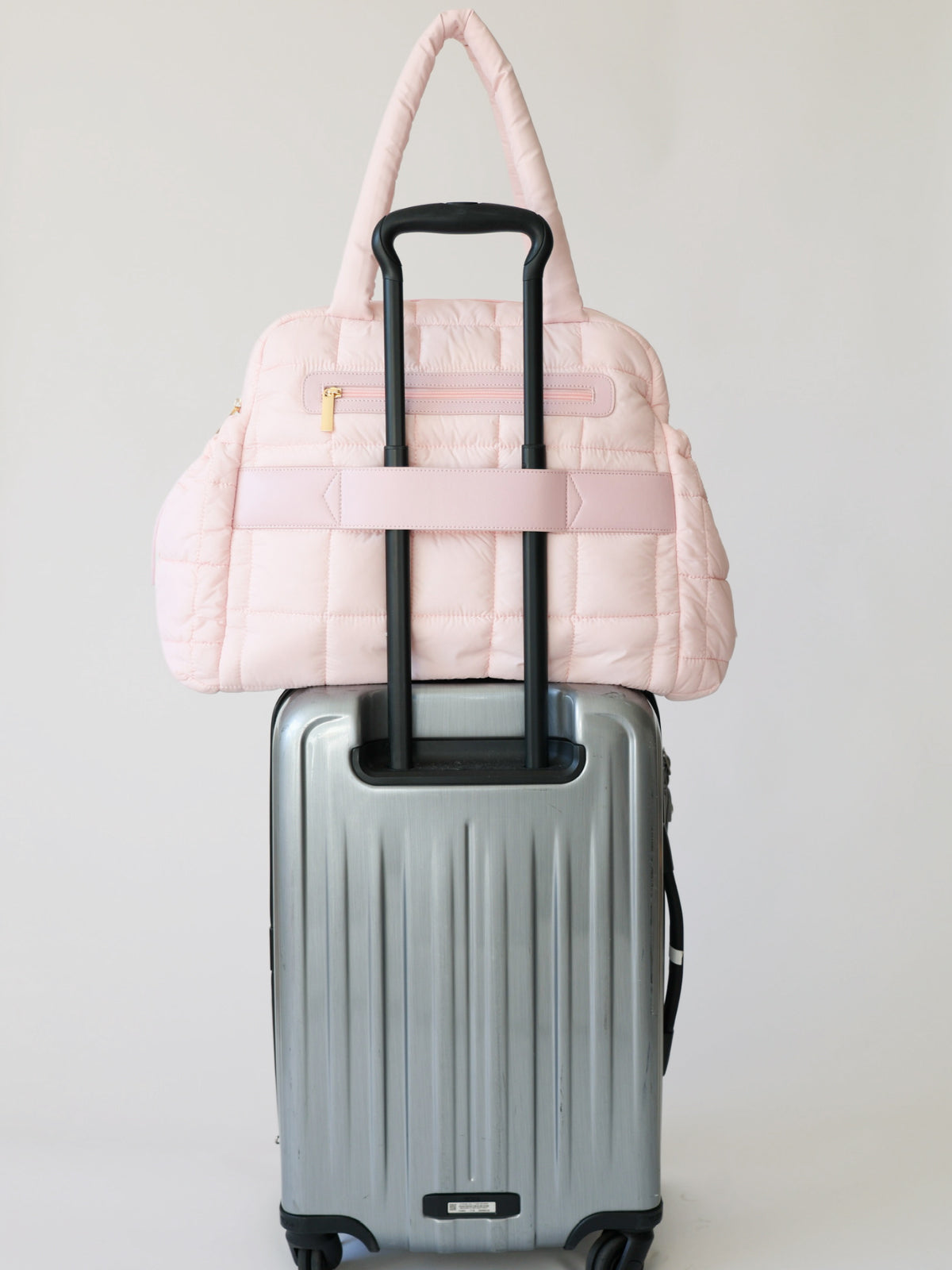 the weekender duffle bag