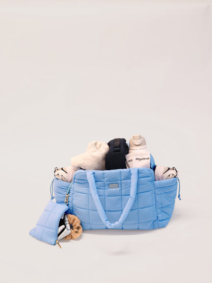 the weekender duffle bag