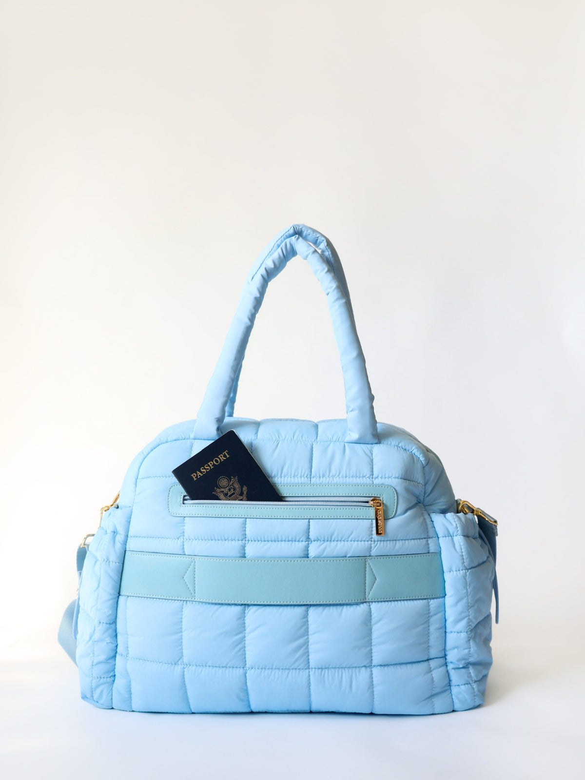 the weekender duffle bag