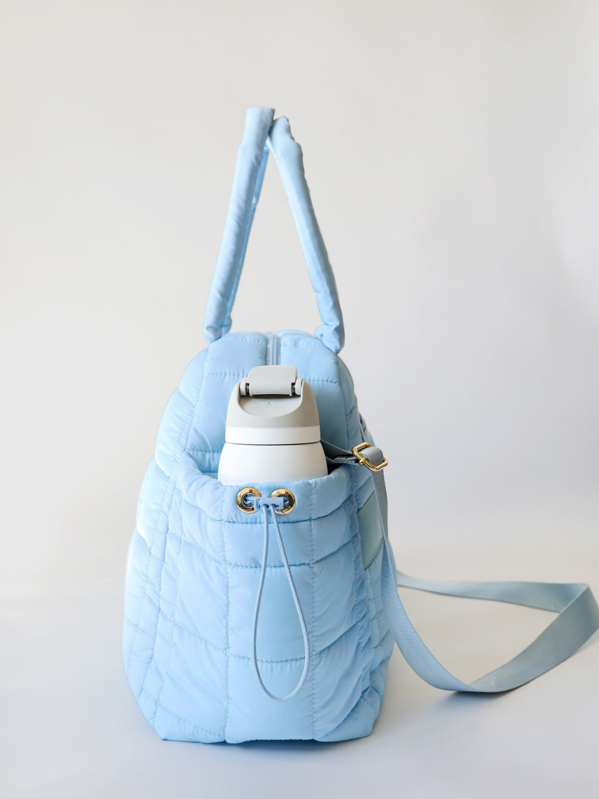 the weekender duffle bag