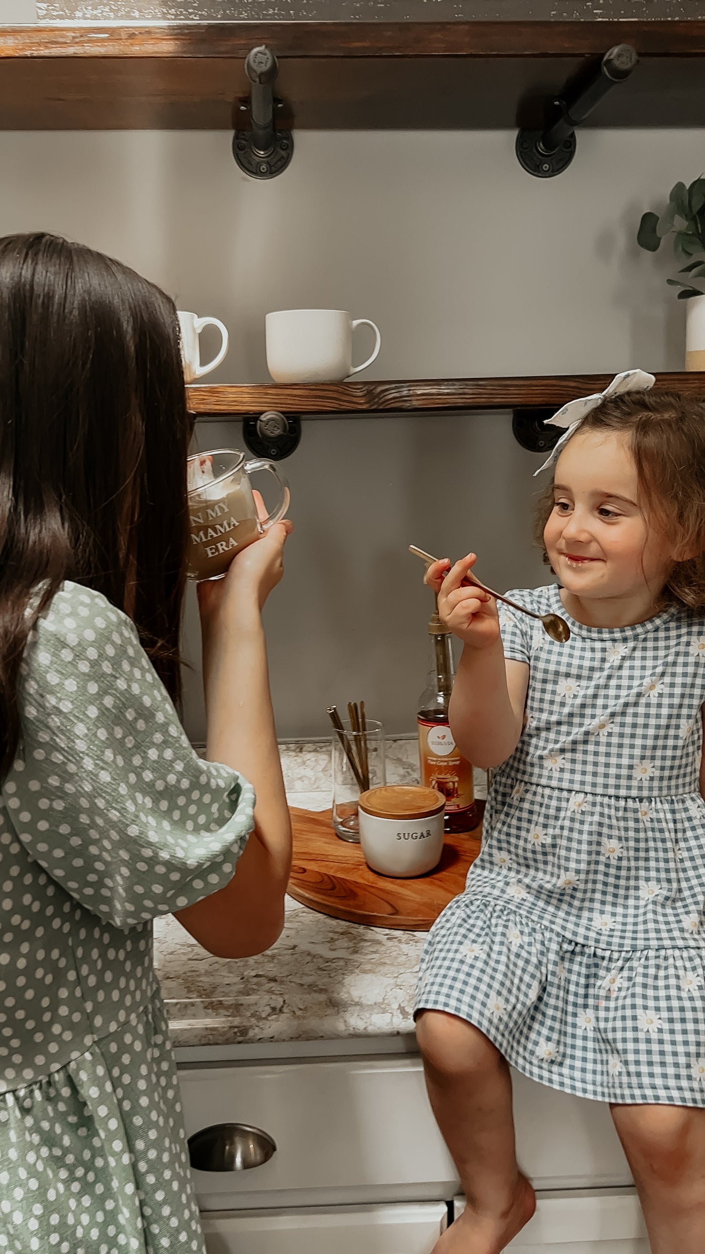 Mama Era Glass Latte Mug