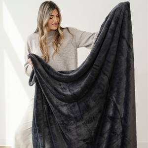LUSH THROW BLANKETS | Saranoni - additional view