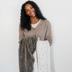 MINKY/LUSH THROW BLANKETS | Saranoni - additional view
