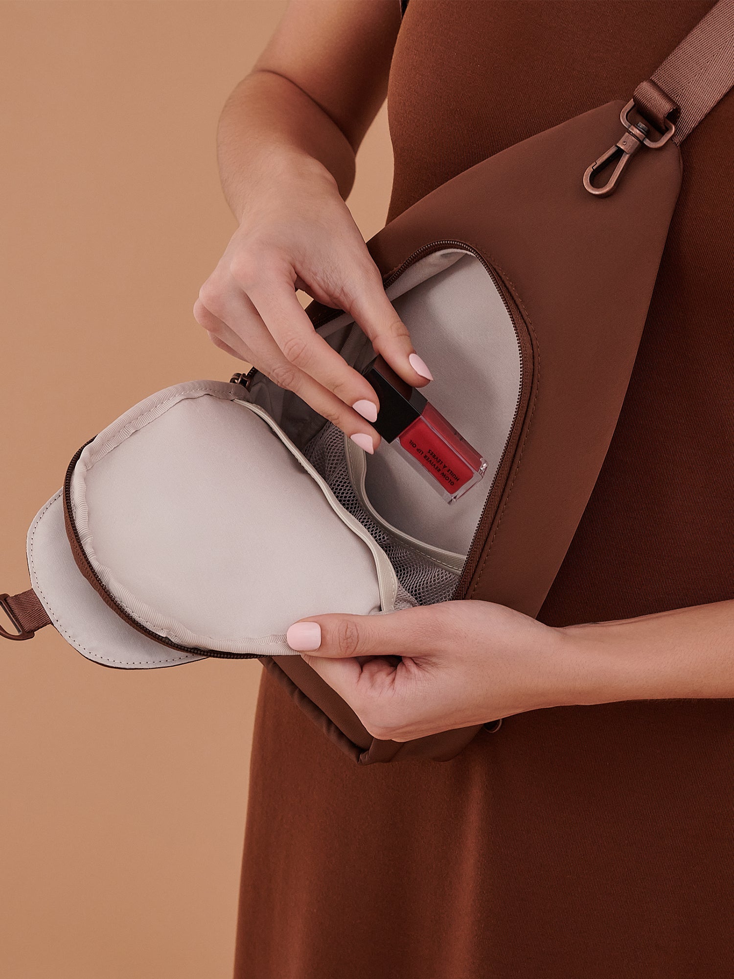 Crossbody Sling - Espresso | JuJuBe - additional view