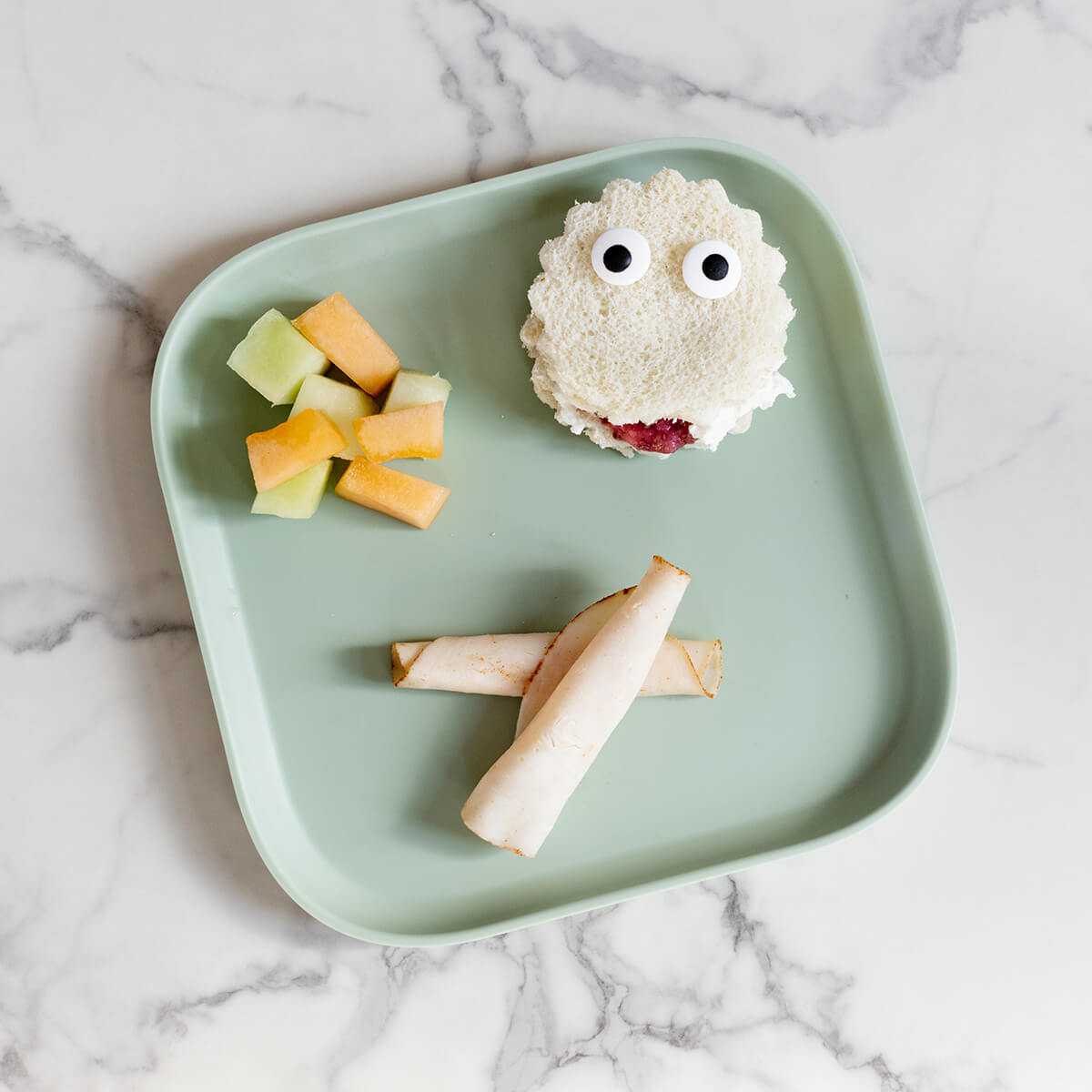 Mealtime Plates