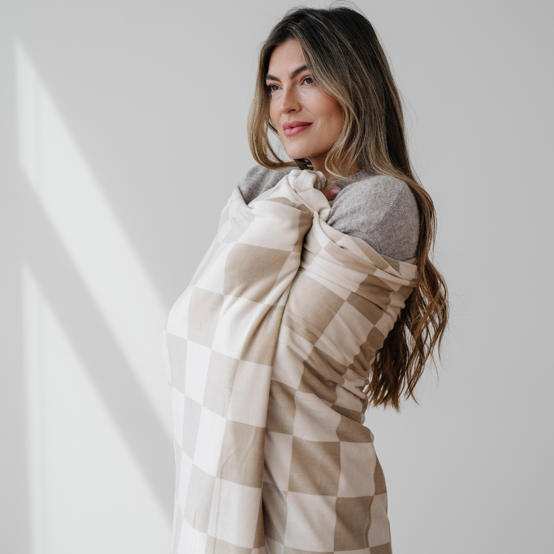 MINKY STRETCH THROW BLANKETS | Saranoni