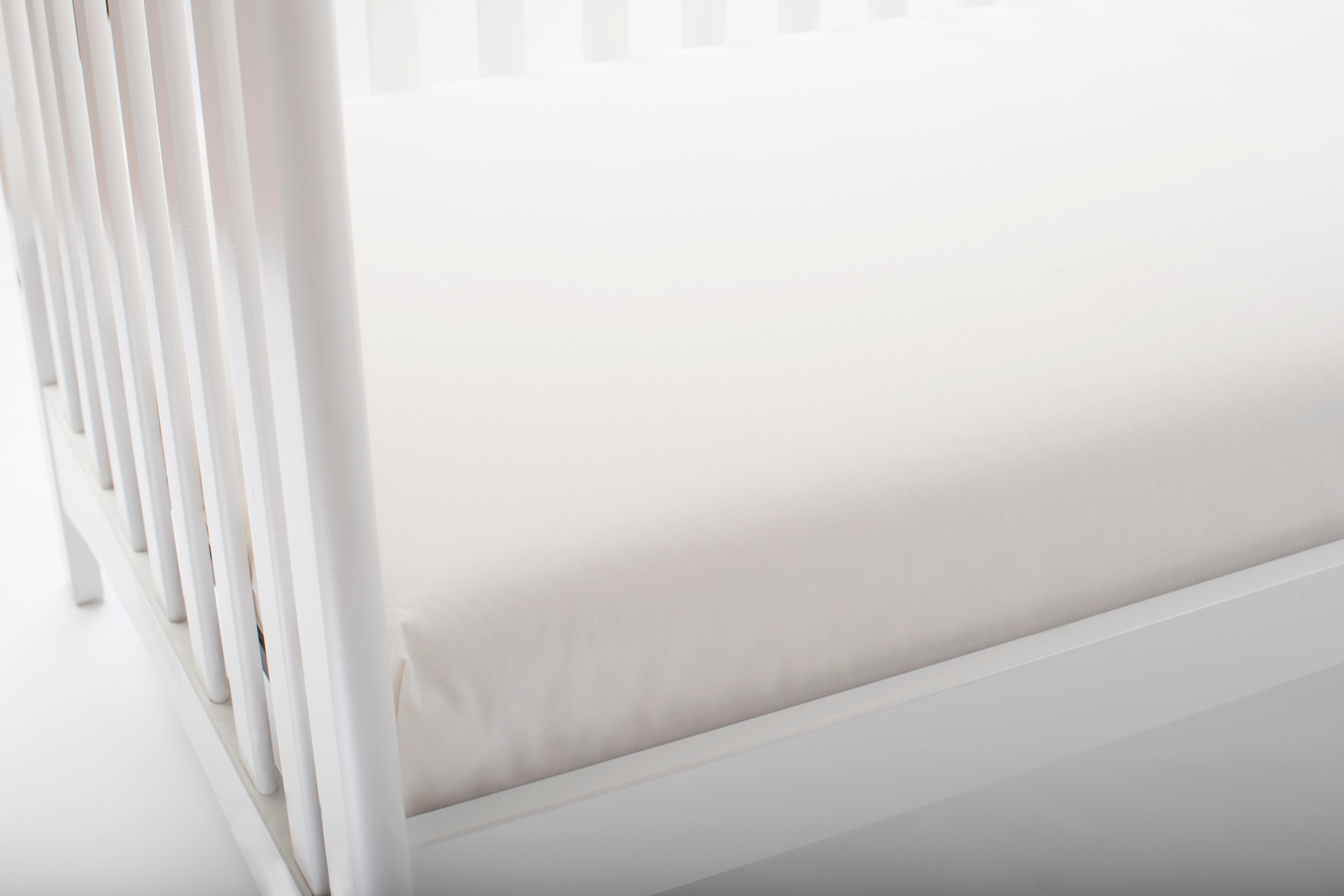 Classic Organic Cotton Crib Mattress | Naturepedic - additional view