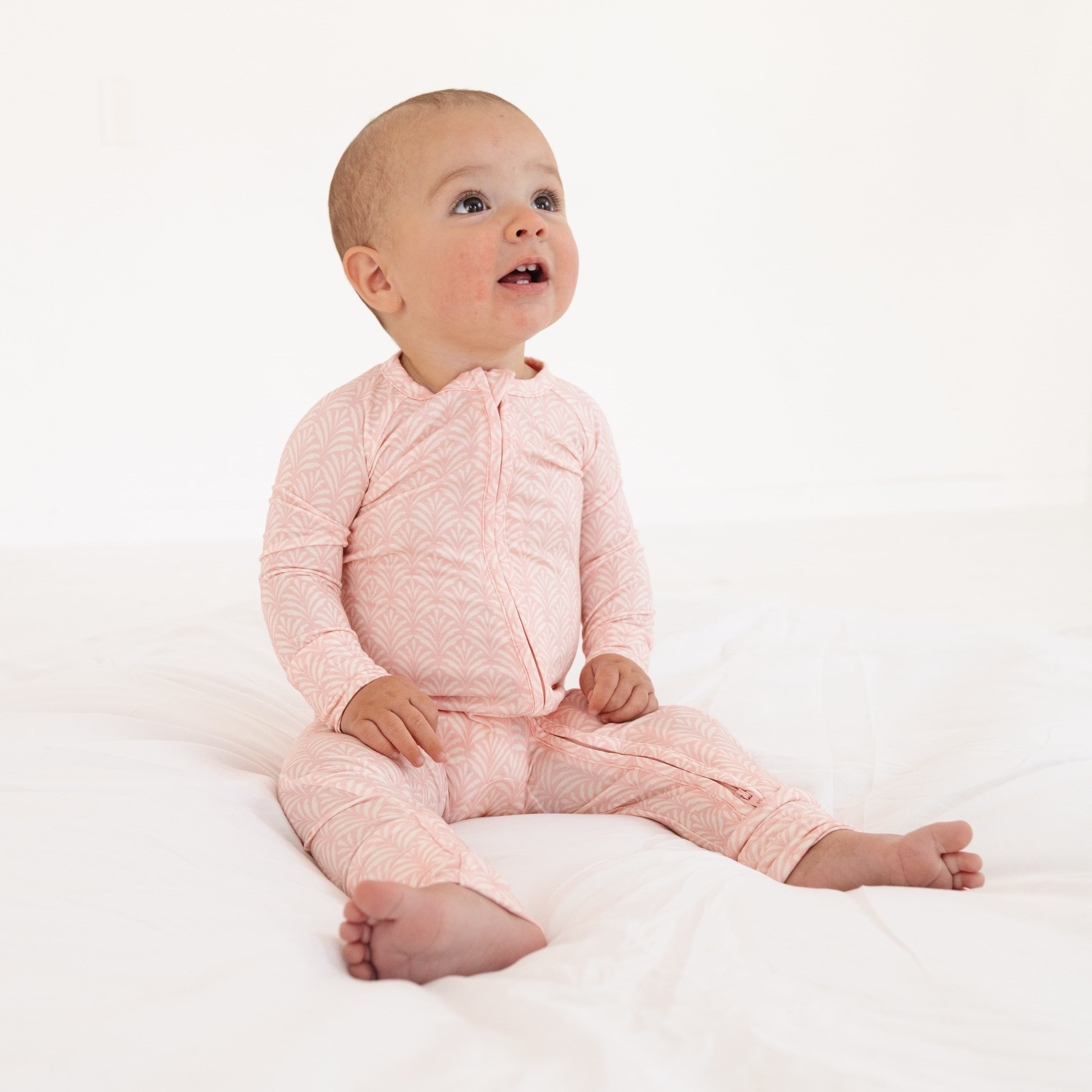 Pink Symphony Bamboo Sleeper | Motette - additional view