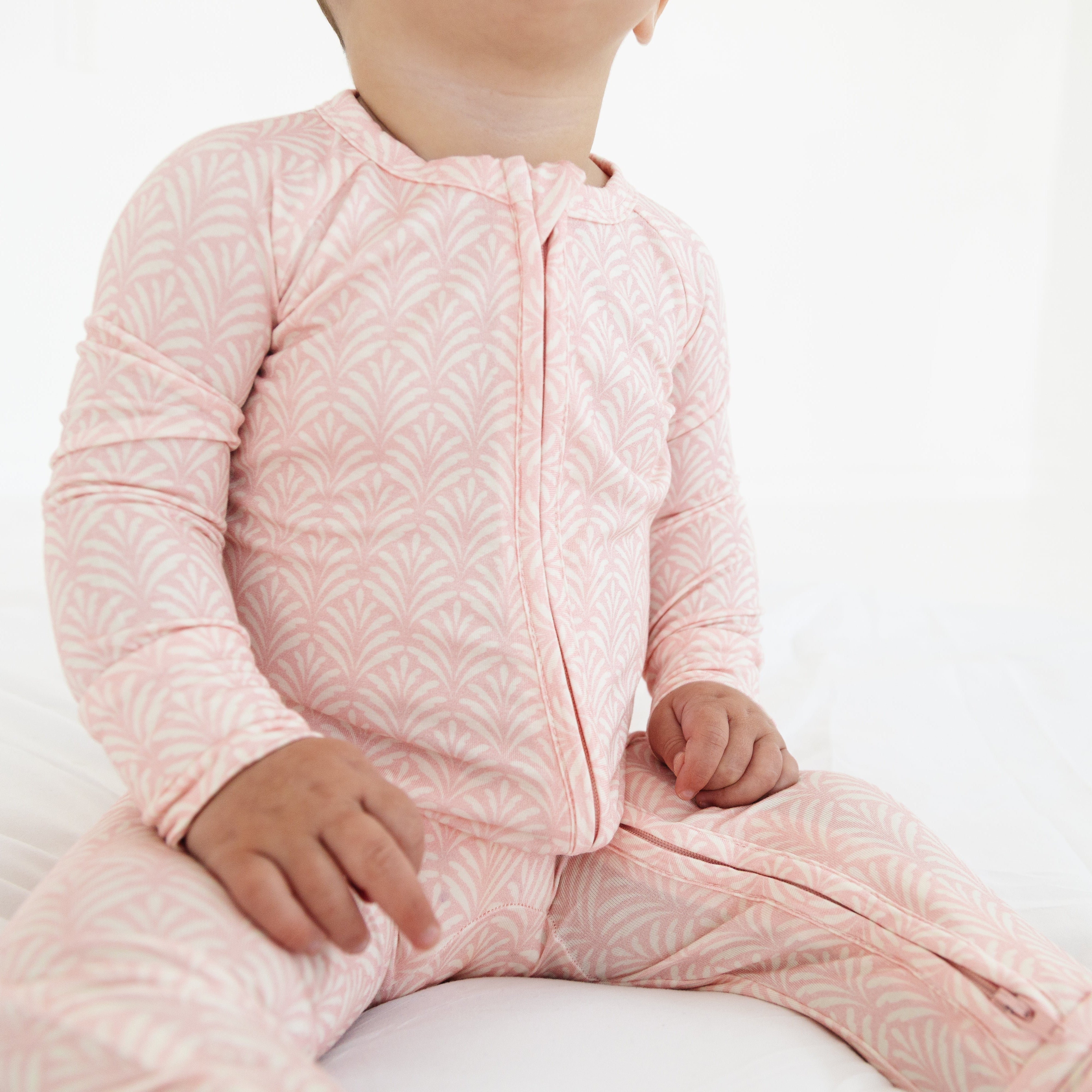 Pink Symphony Bamboo Sleeper | Motette - additional view
