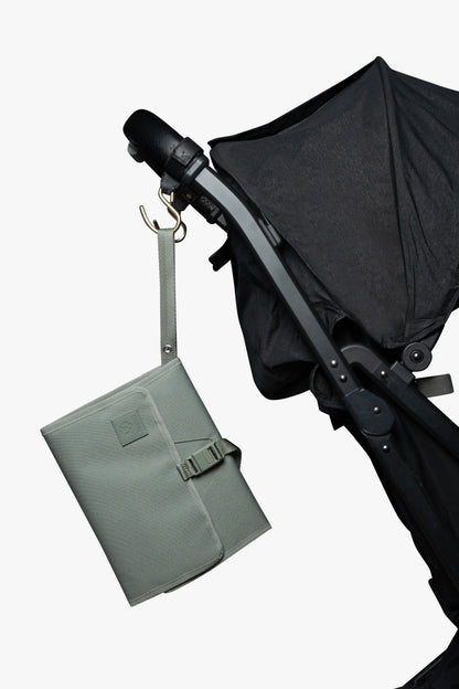 Go Anywhere Changing Wallet / Outdoorsy Sage