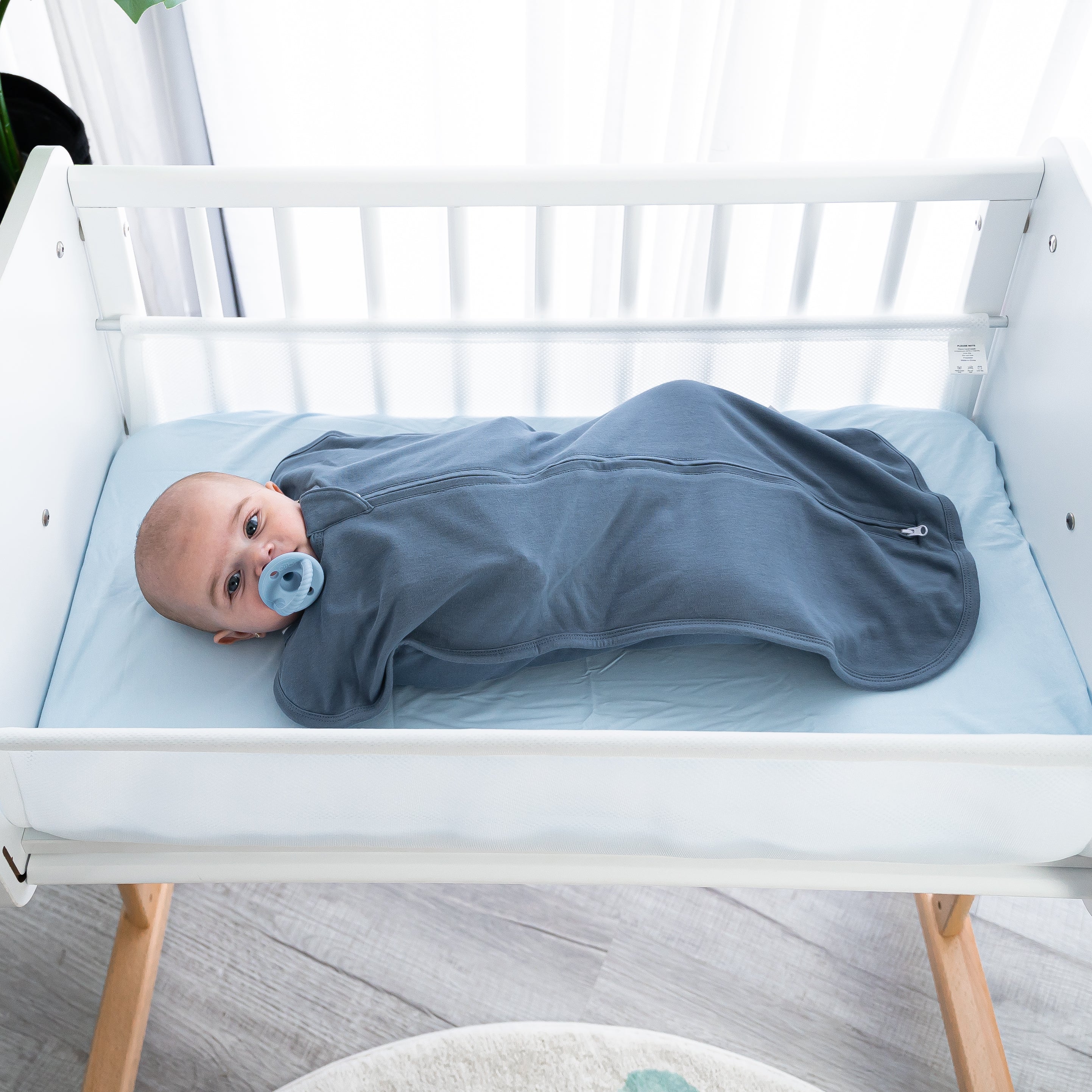 Easy Zipper Swaddle Blankets in Nomadic Blue, Azul | Comfy Cubs - additional view
