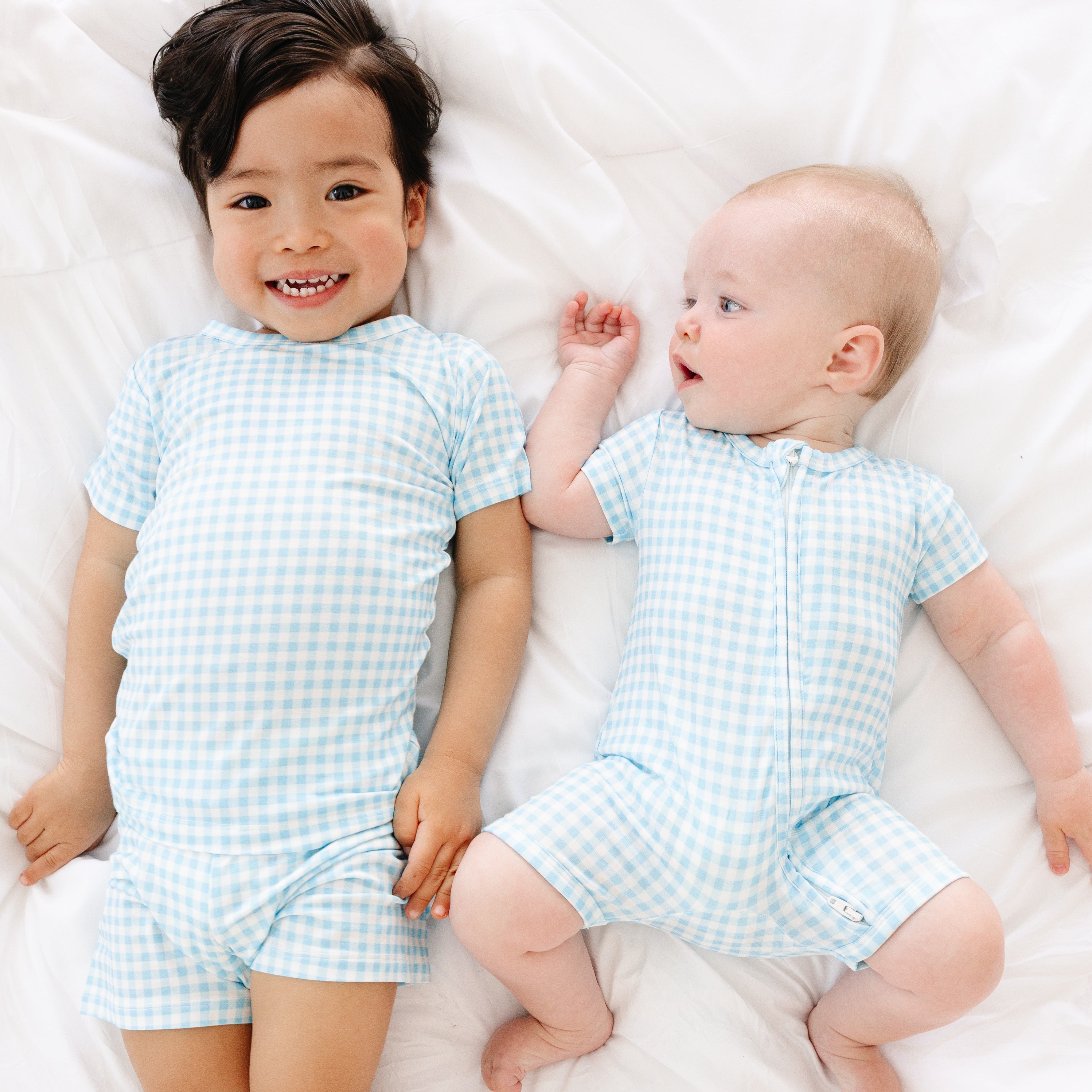 Harbor Gingham Short Sleeve & Shorts Bamboo Sleeper | Motette - additional view