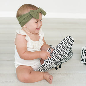 Organic Crinkle Toy - Butterfly | Wee Gallery - additional view