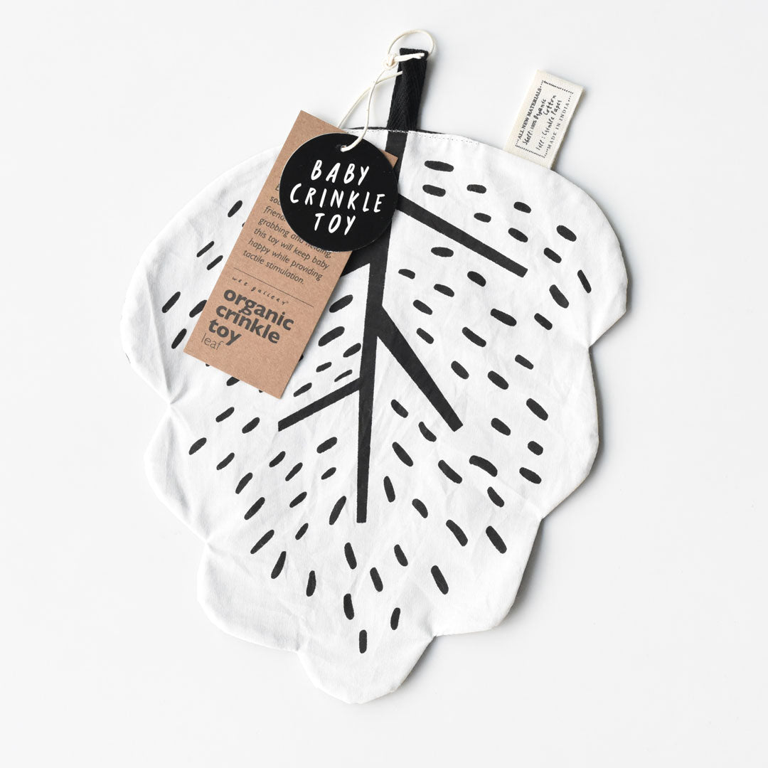 Organic Crinkle Toy - Leaf | Wee Gallery - additional view