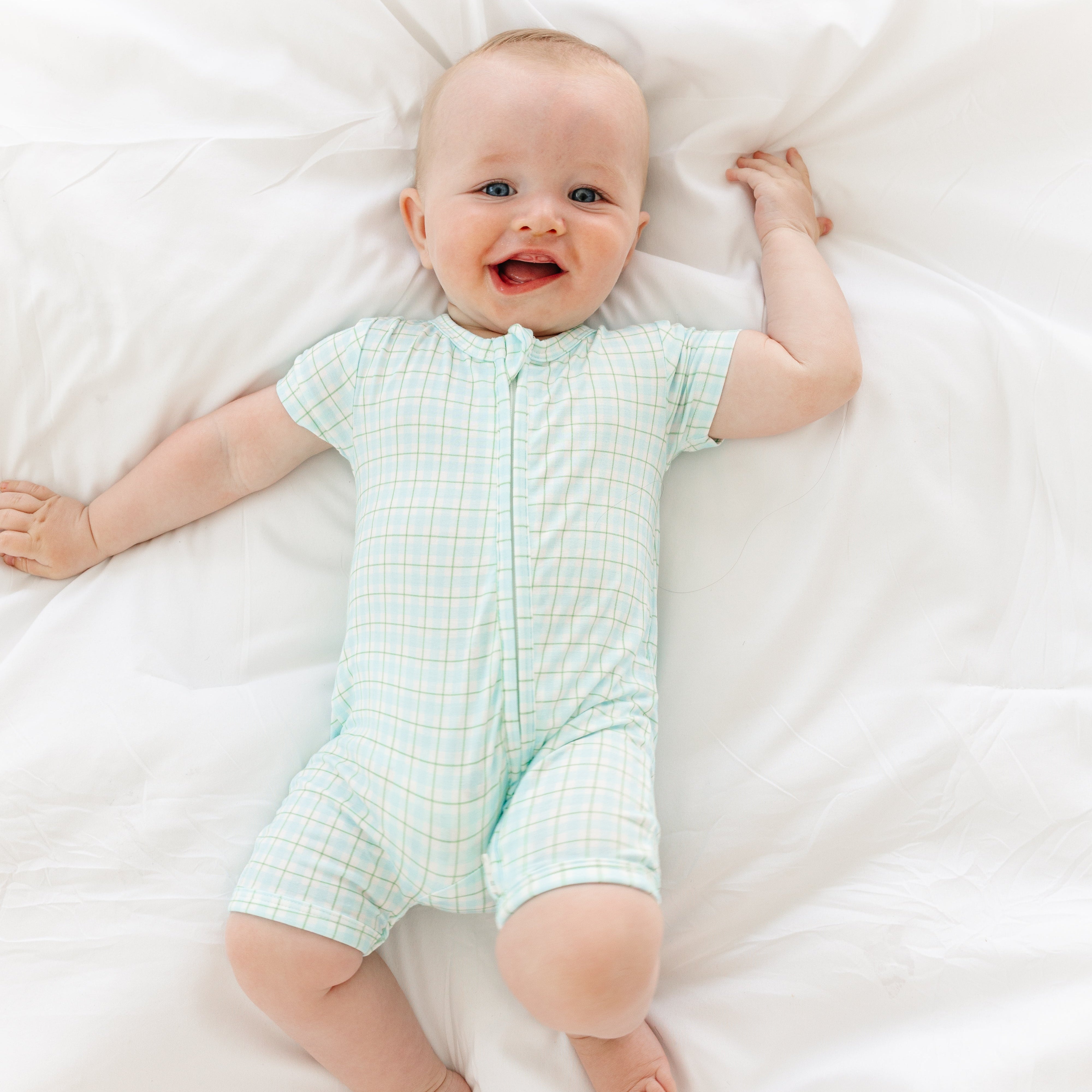Bluegrass Picnic Short Sleeve & Shorts Bamboo Sleeper | Motette