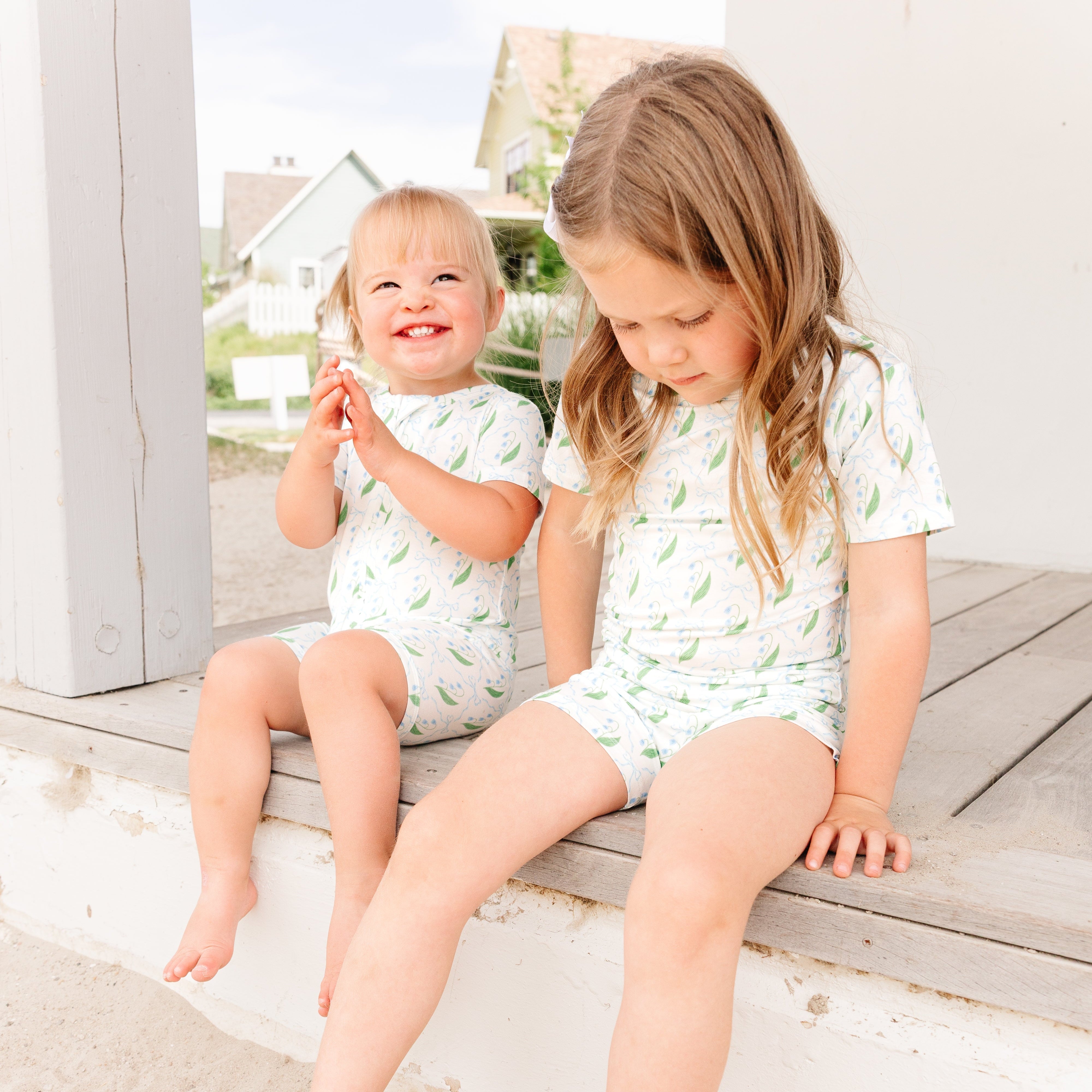 Bluebell Bows Short Sleeve & Shorts Bamboo Toddler Pajama Set | Motette - additional view
