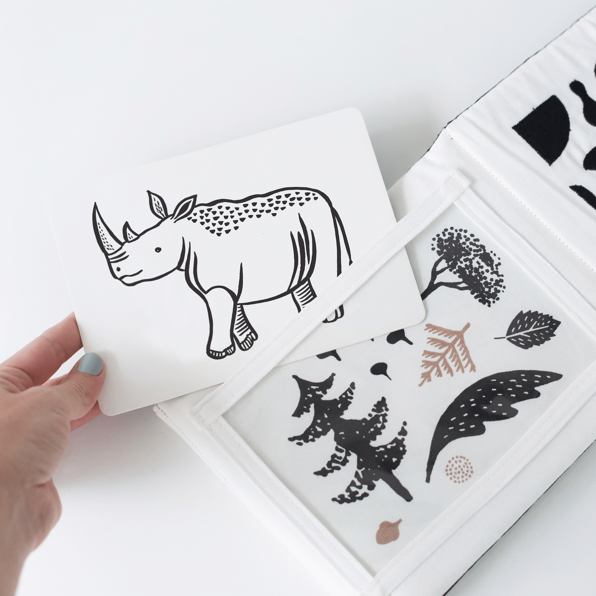 Newborn Baby Gift Set - Safari | Wee Gallery - additional view
