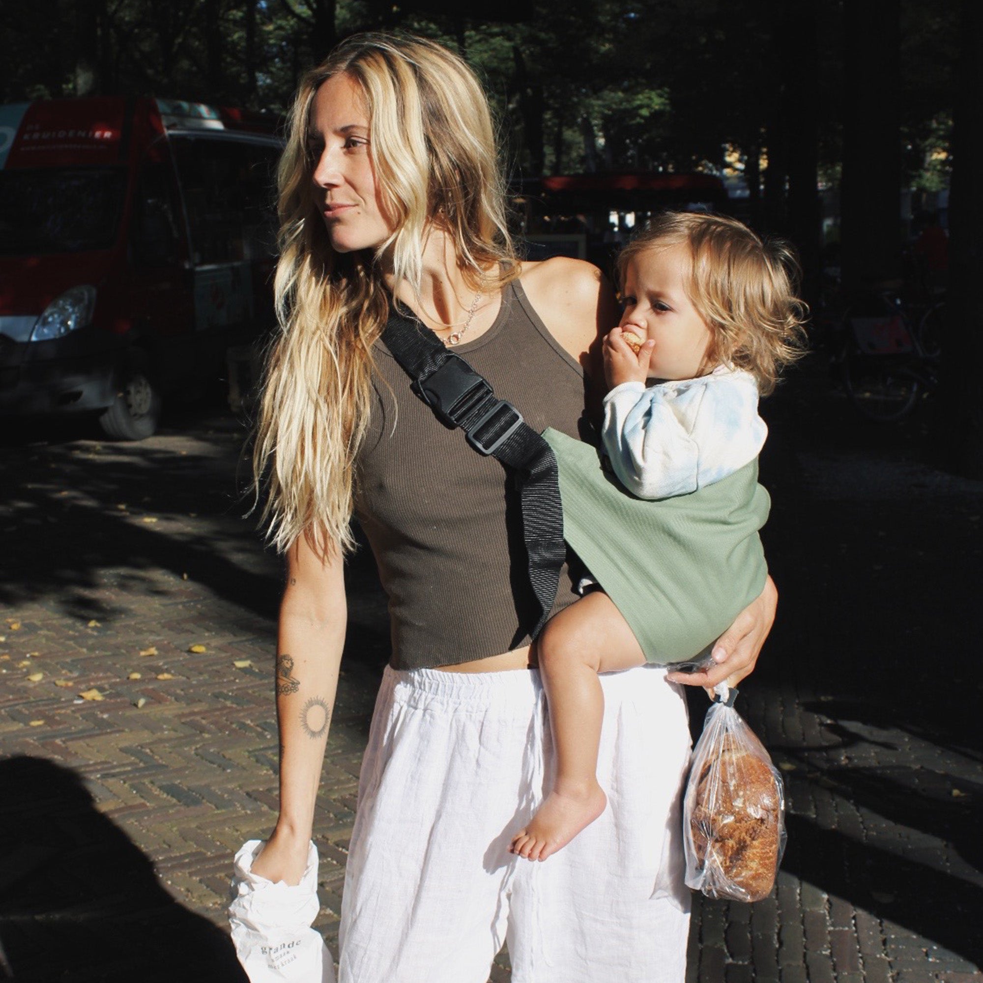 comfortable toddler carrier green shade