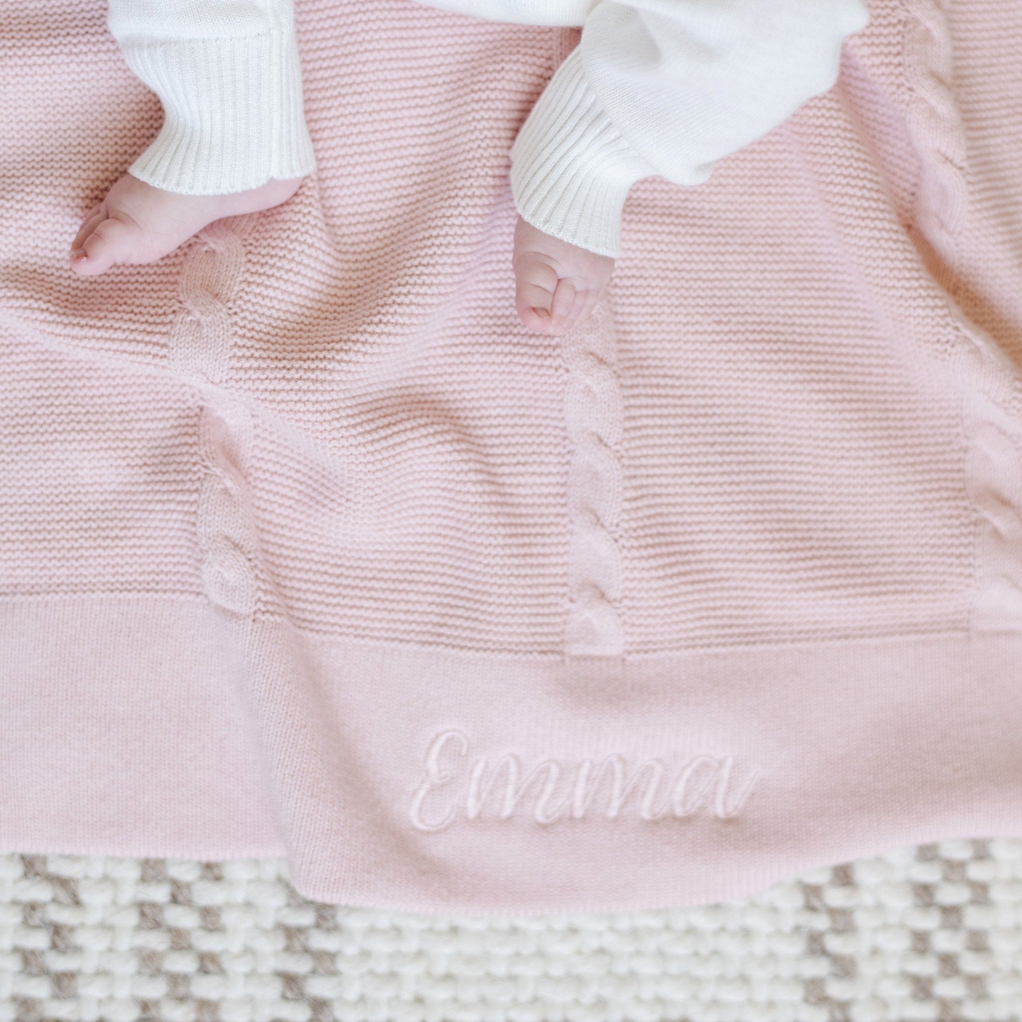 HEIRLOOM COTTON KNIT RECEIVING BLANKETS | Saranoni - additional view