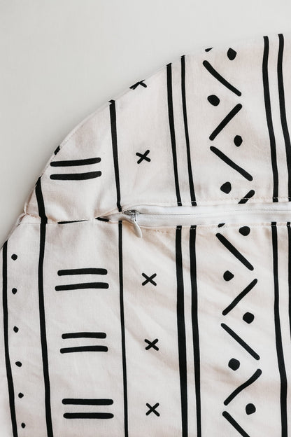 Dash Nursing Pillow Cover