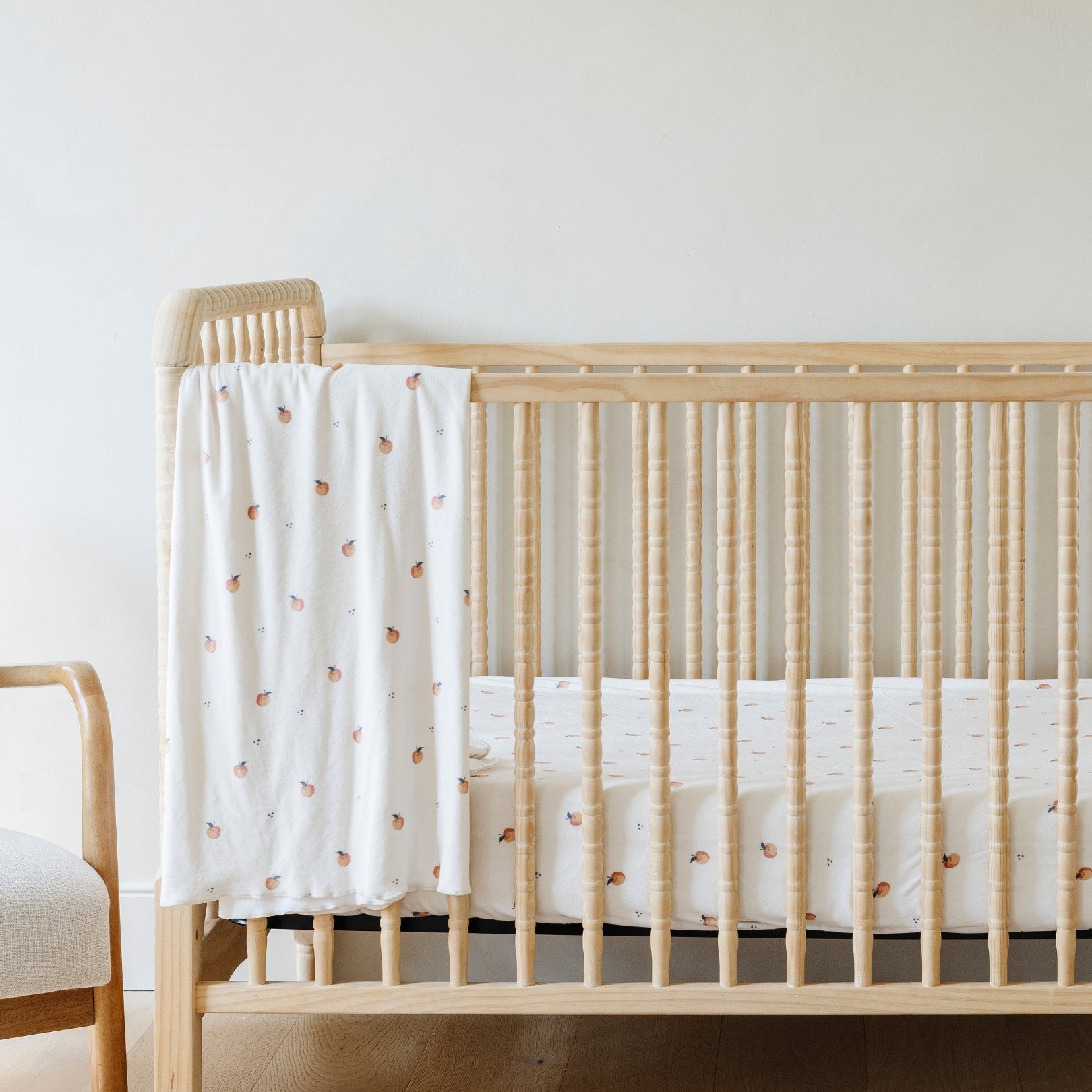 MINKY STRETCH LUXE CRIB SHEETS | Saranoni - additional view