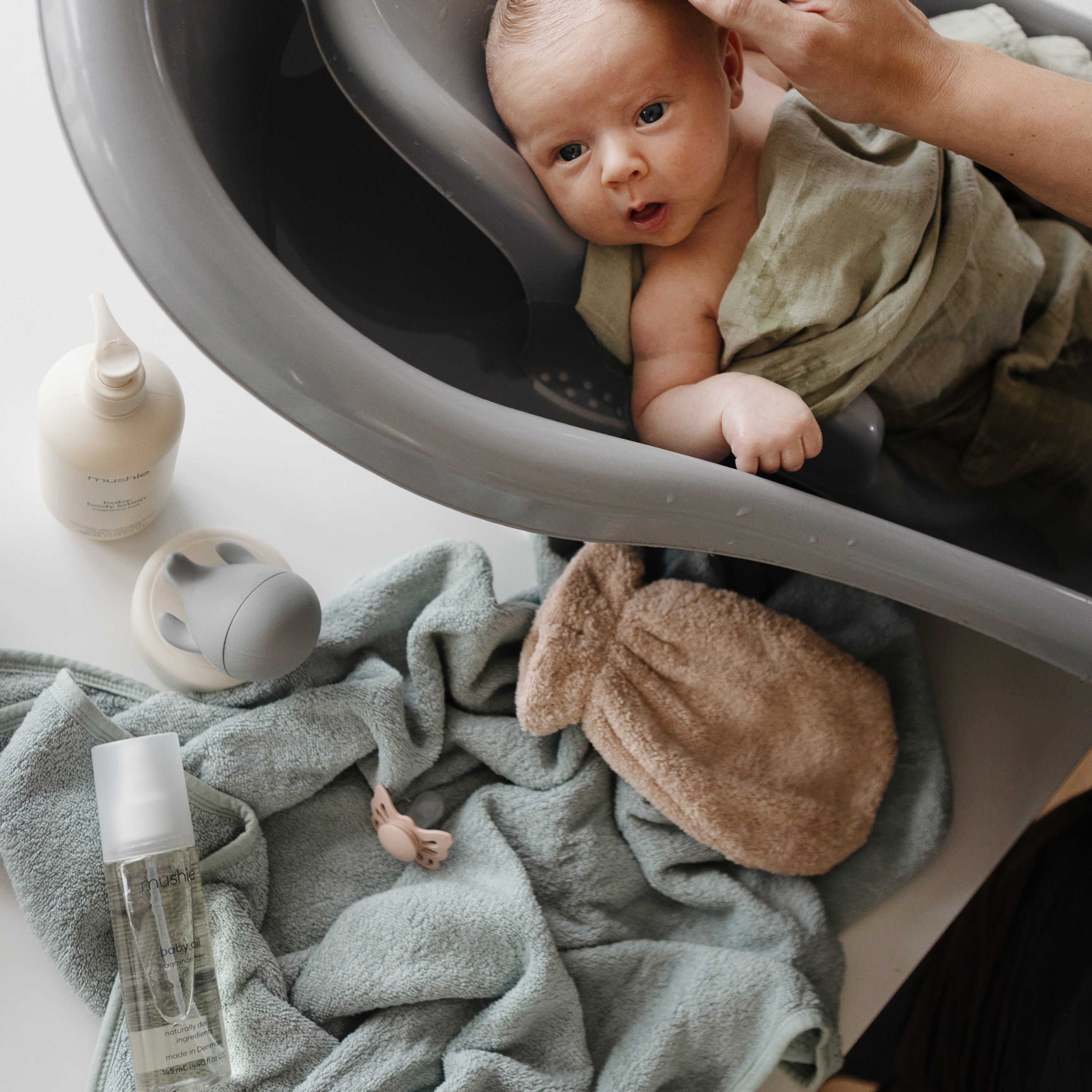 Baby Oil | Mushie - additional view