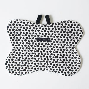 Organic Crinkle Toy - Butterfly | Wee Gallery - additional view