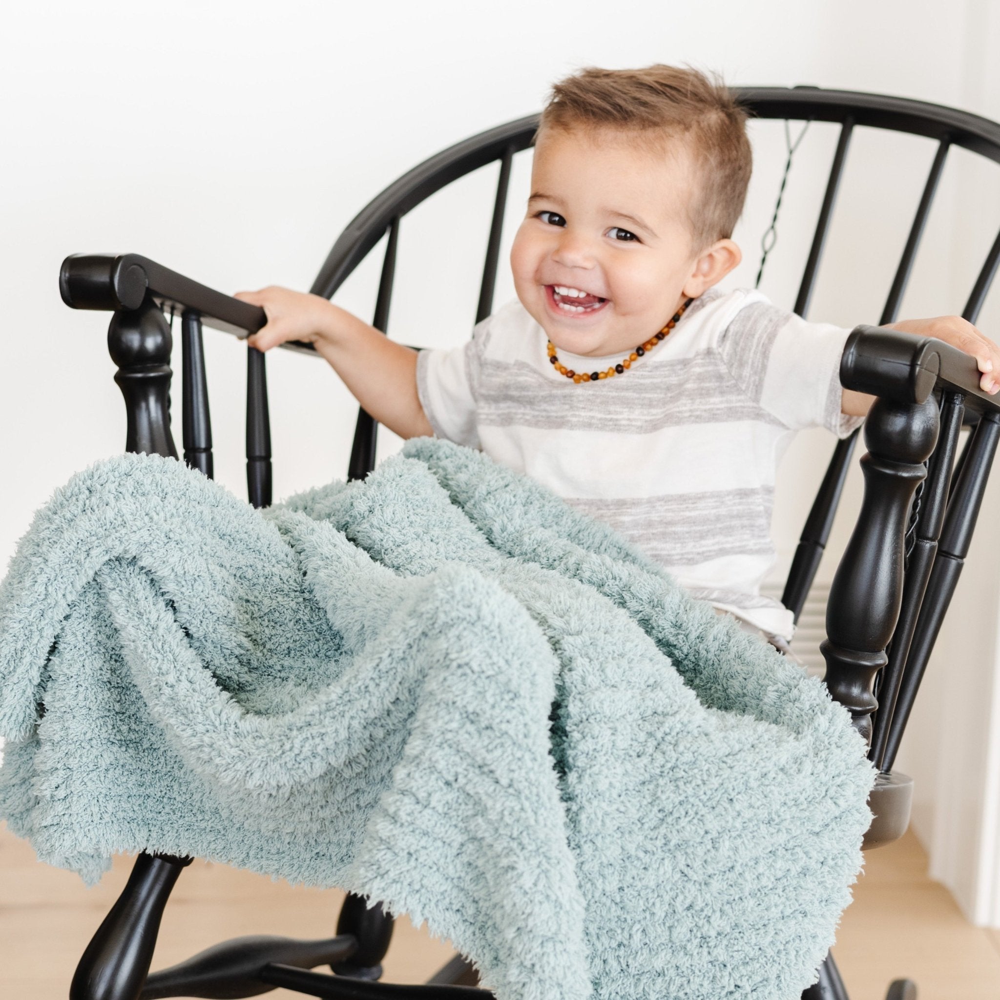 RIBBED BAMBONI® TODDLER BLANKETS | Saranoni