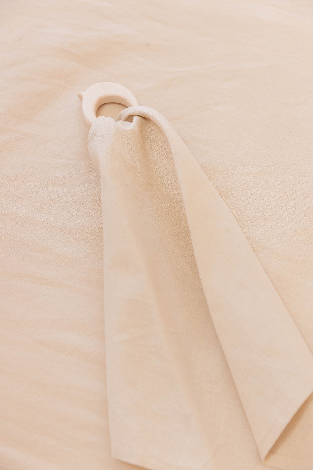 Sparrow - Linen + Maple Ring Teether