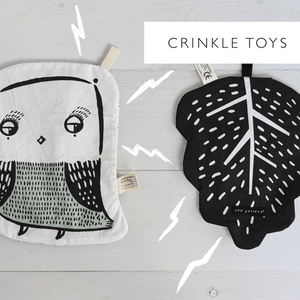 Organic Crinkle Toy - Leaf | Wee Gallery - additional view