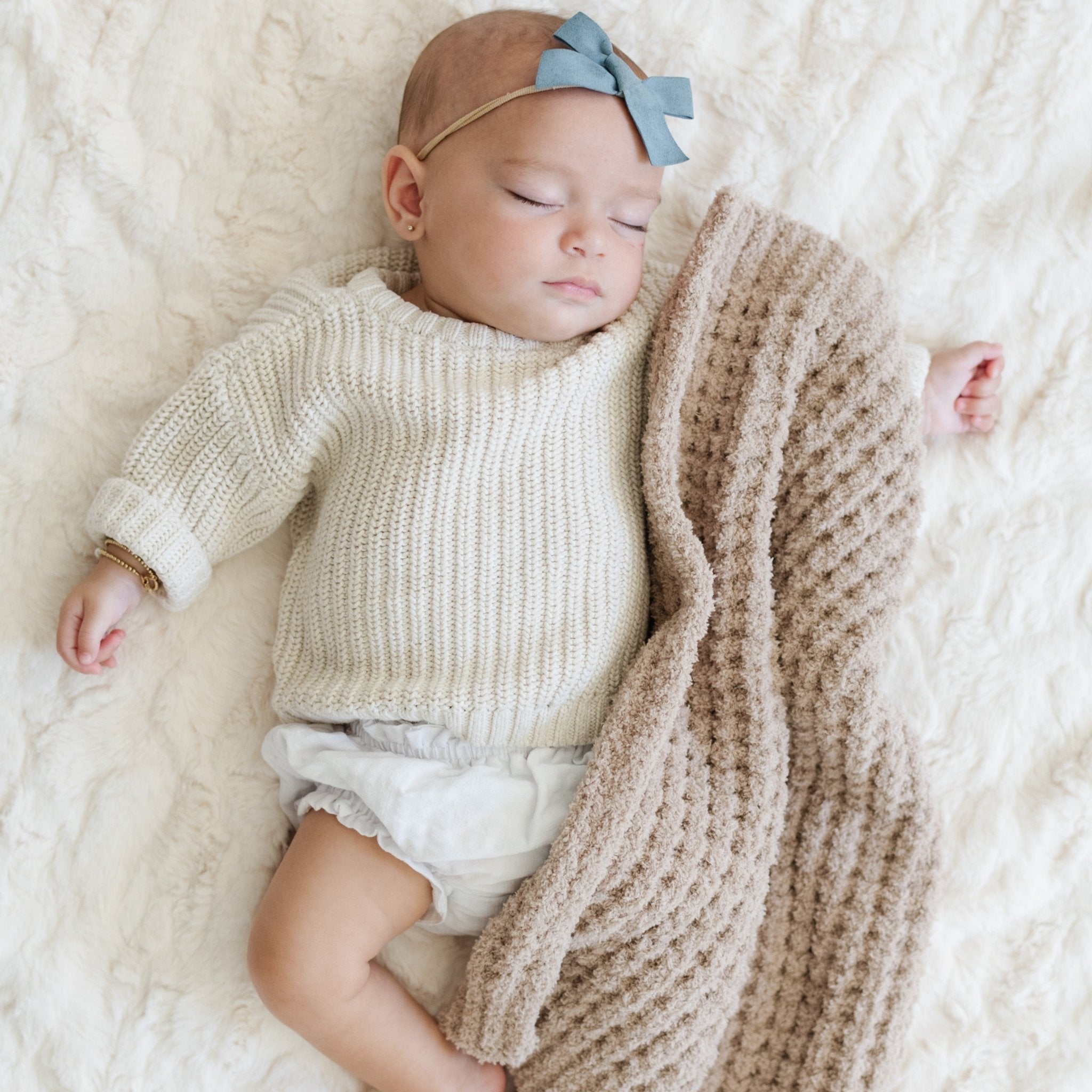 WAFFLE KNIT MINI BLANKETS | Saranoni - additional view