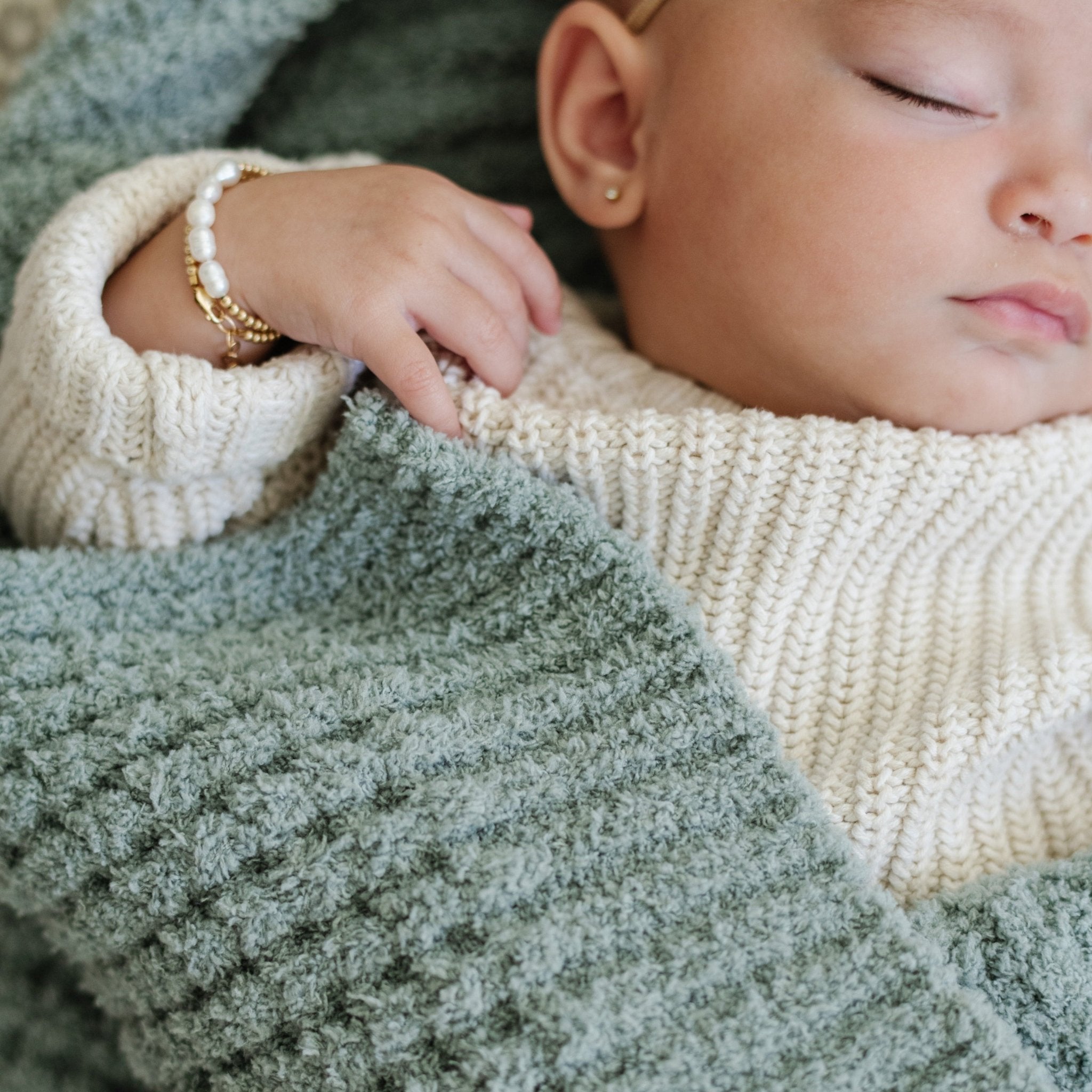 WAFFLE KNIT RECEIVING BLANKETS | Saranoni - additional view