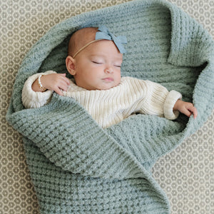 WAFFLE KNIT RECEIVING BLANKETS | Saranoni - additional view