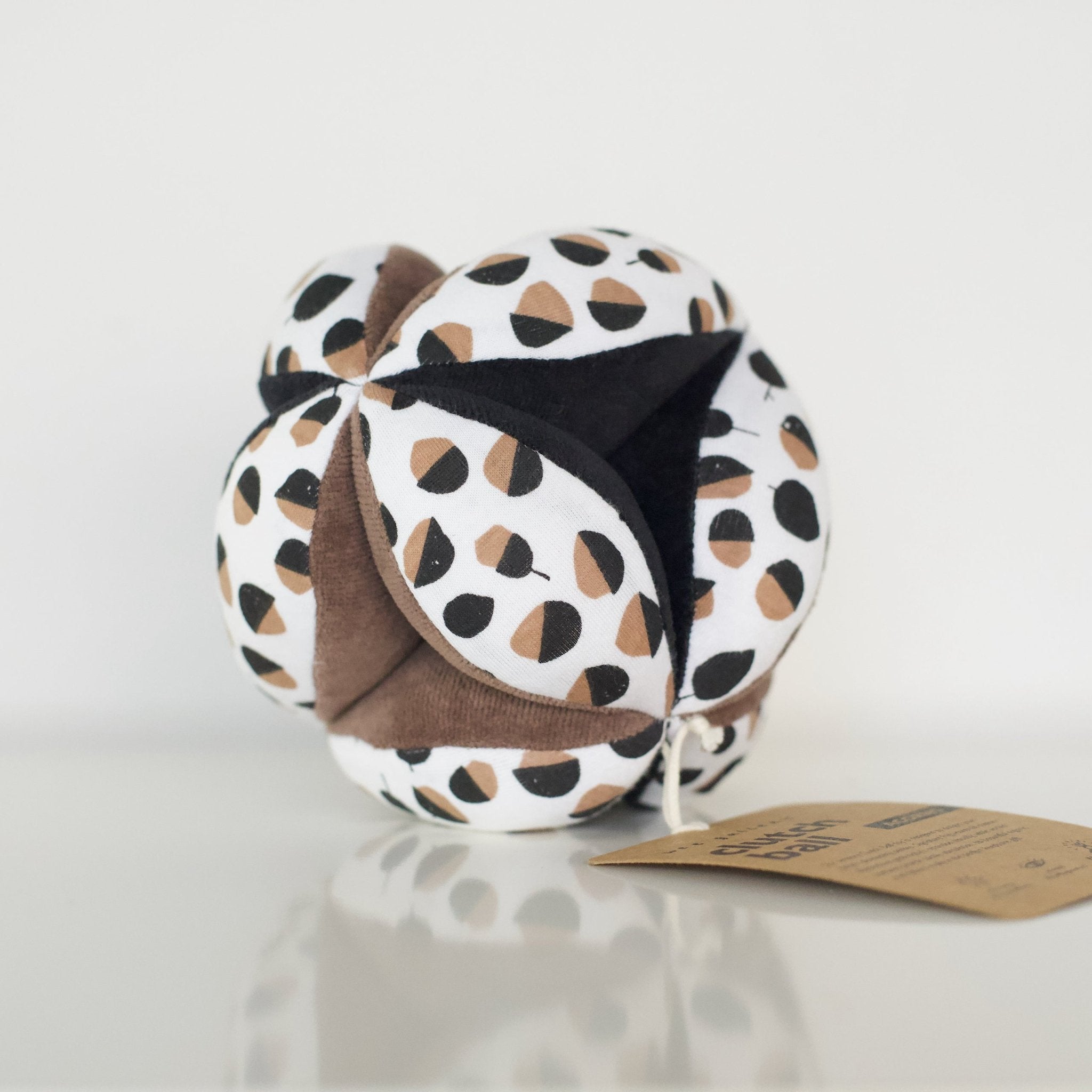 Clutch Ball - Acorn | Wee Gallery - additional view