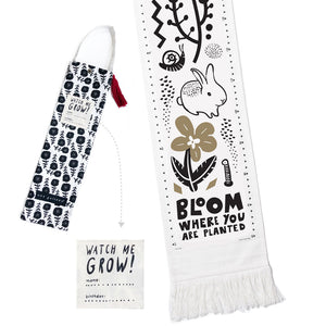 Canvas Growth Chart - Bloom | Wee Gallery - additional view