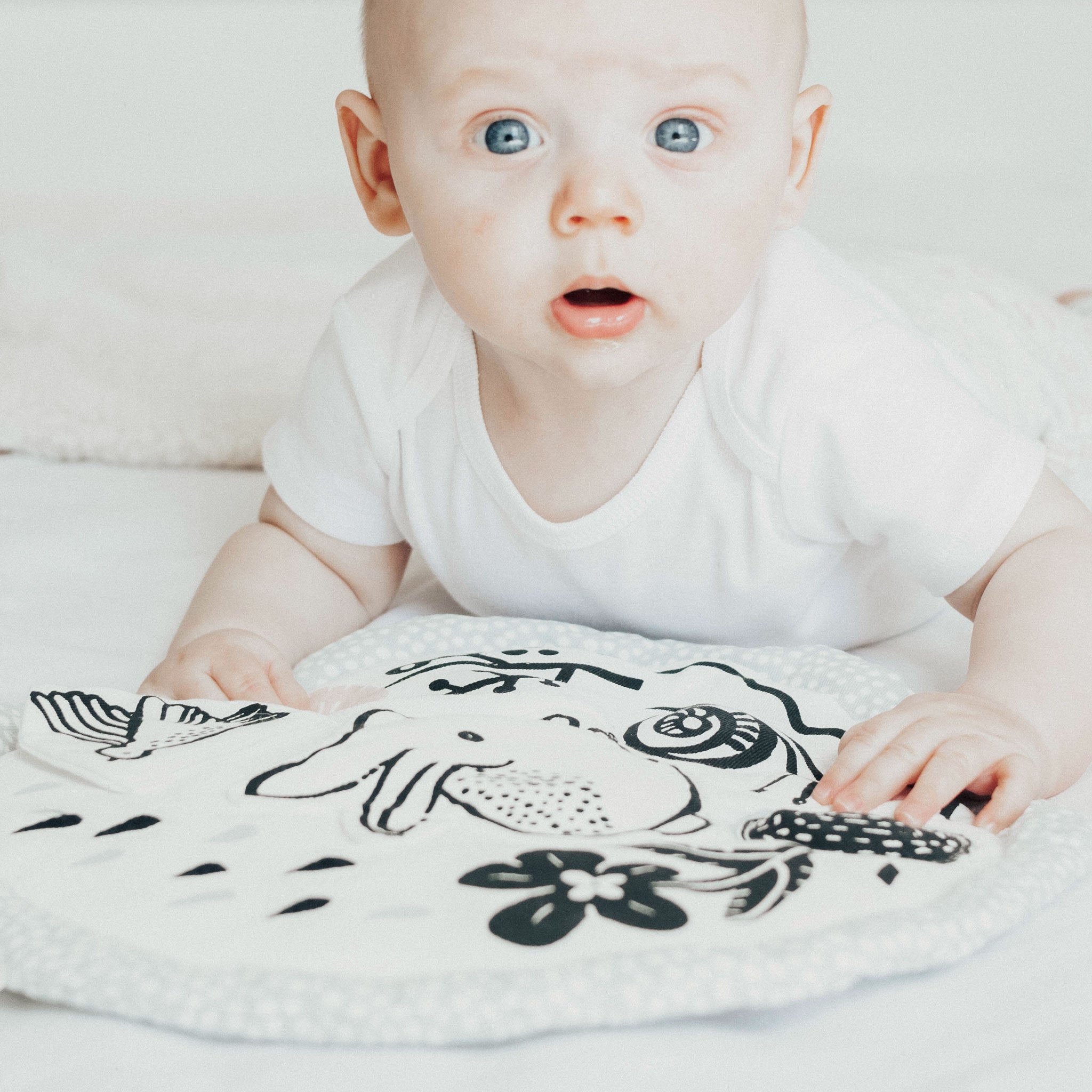 Organic Activity Pad - Meadow | Wee Gallery - additional view