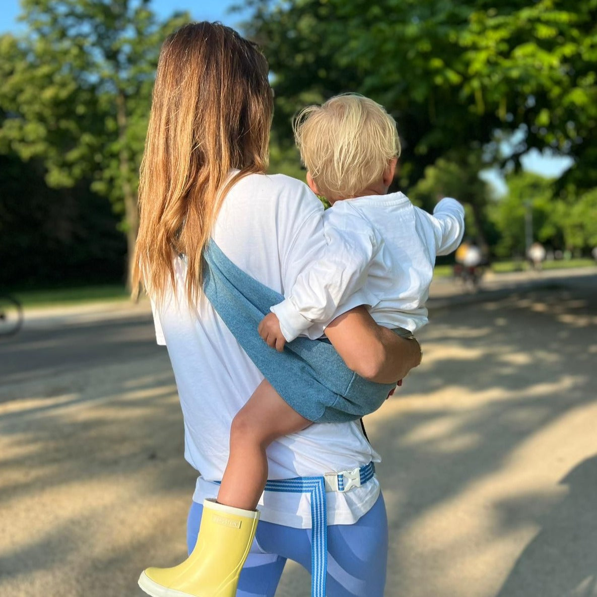 denim toddler carrier for parents