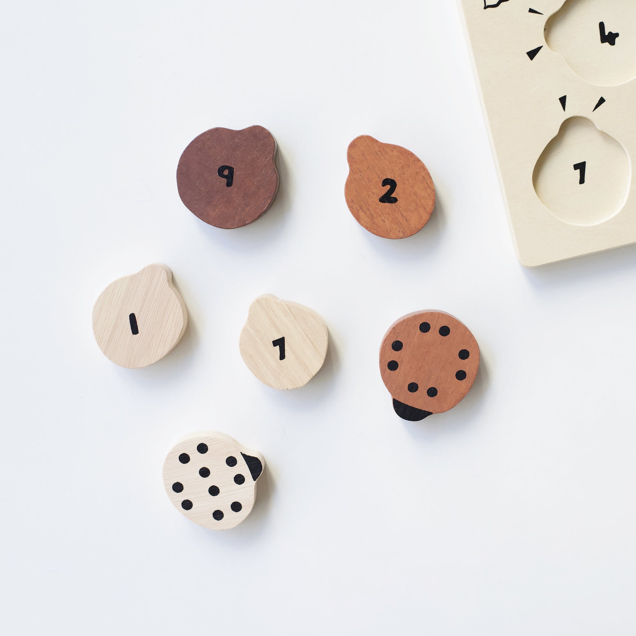Wooden Tray Puzzle - Count to 10 Ladybugs | Wee Gallery - additional view