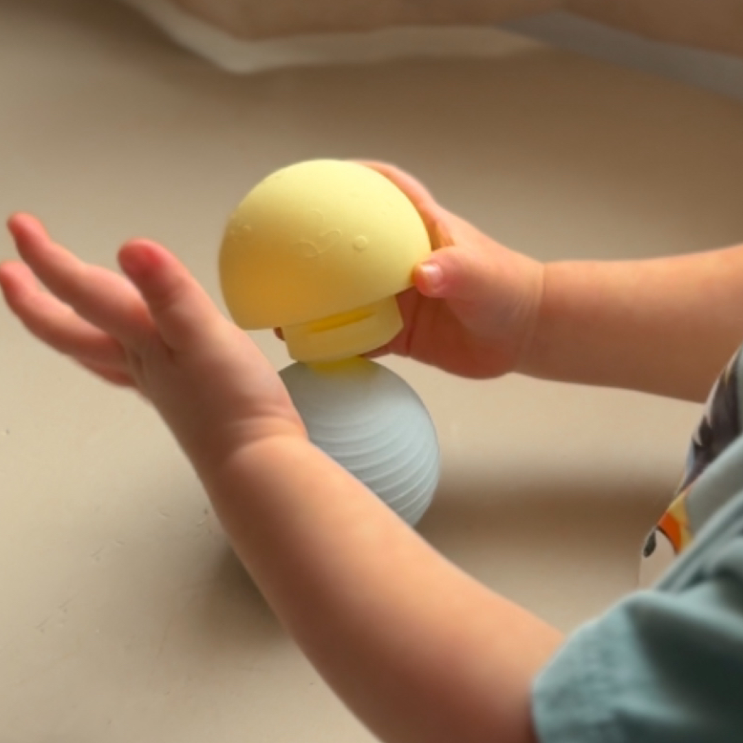 Your (Un)Ordinary Bath Toy - B Is For Ball® - Caramel Pudding | Biggest Little - additional view